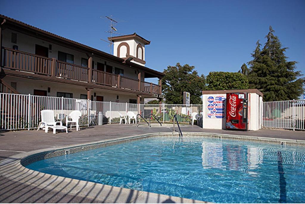 Ez 8 Motel Newark Eksteriør billede